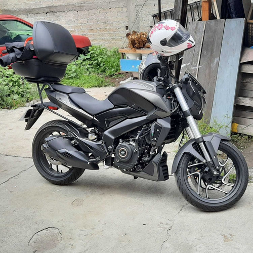 Imagen 1 de 8 de Bajaj 2021