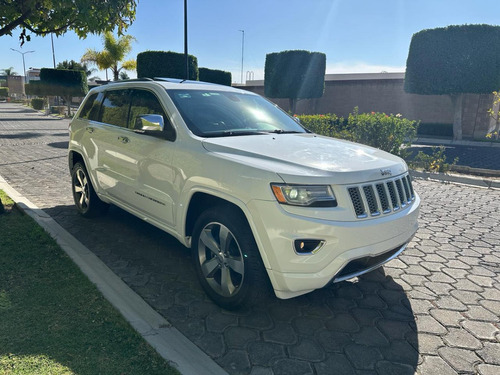 Jeep Grand Cherokee 3.6 Limited Lujo V6 4x2 At