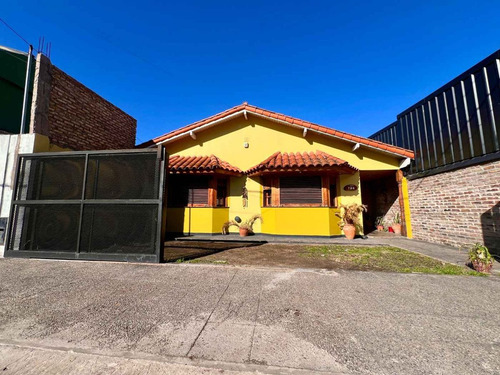 Casa 4 Ambientes En Venta En Lomas De Zamora