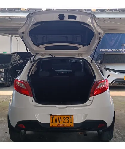 Mazda 2 15HM1C MT 1500CC 5P