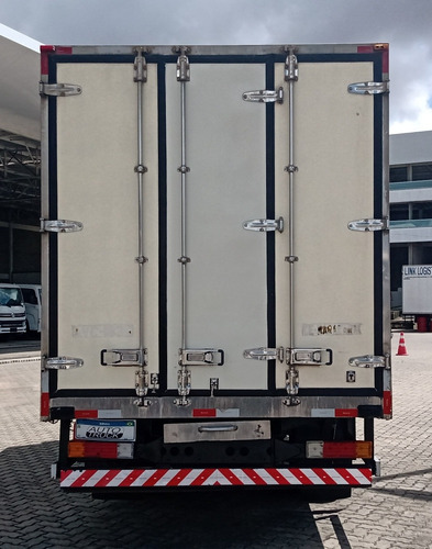 Imagem 5 de 15 de Iveco Vertis 90v16