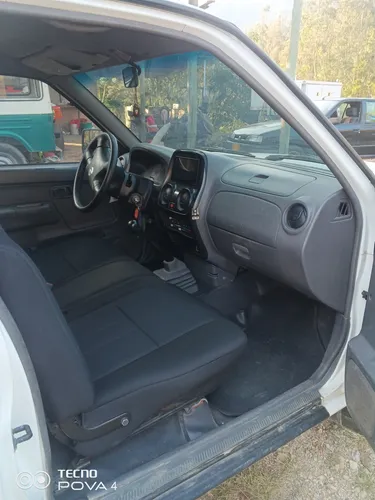 Nissan Frontier 2.4l 4x2