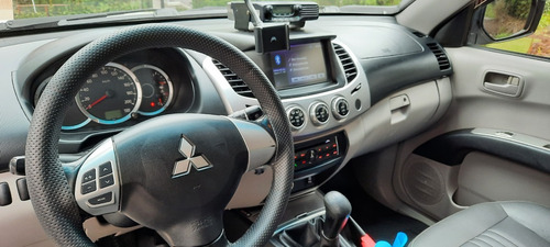 Imagem 2 de 15 de Mitsubishi Triton L200 Savana