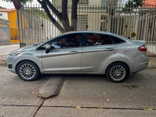 Ford Fiesta 1.6 Titanium At