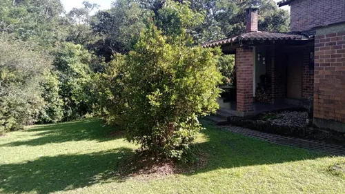 Casa Campestre En Venta En Llanogrande. Cod V12488