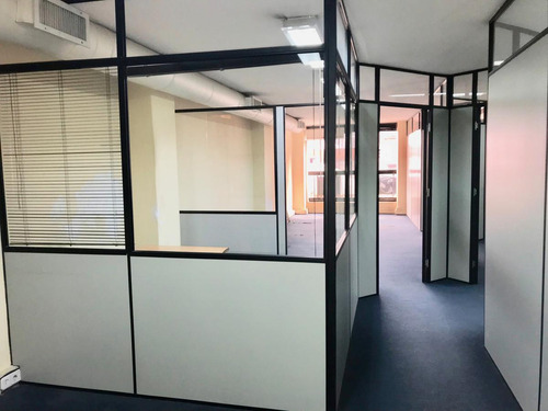Venta Oficina Planta Ciudad Vieja Montevideo