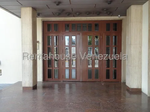 Km Apartamento En Alquiler En Los Palos Grandes, Distrito Metropolitano