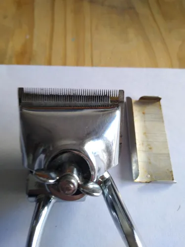 Antigua Maquina Manual Para Cortar Pelo Perfecta Oster en
