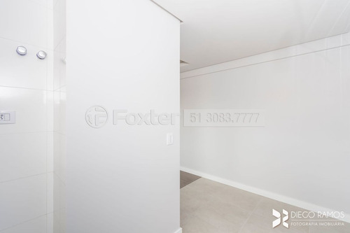 Imagem 13 de 24 de Apartamento, 1 Dormitórios, 33.59 M², Passo Da Areia - 183649