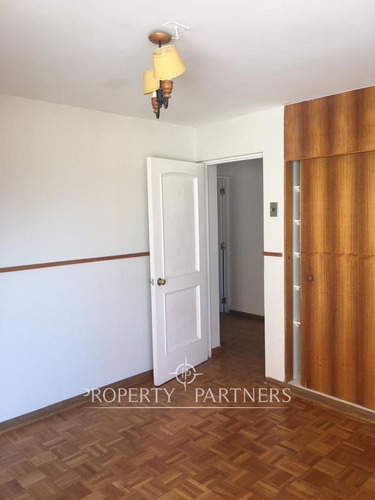 Arriendo Departamento De 3 Dormitorios En Jardines...