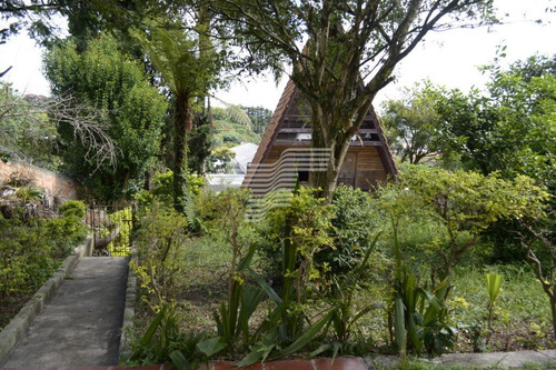 Imagem 4 de 11 de Terreno Com 754m² No Bairro Guabirotuba, Sendo 14 Frente X 52 Fundos - Re61431901
