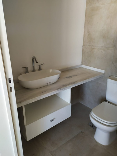 Imagen 14 de 25 de Vendo Departamento 3 Dormitorios - Cochera - Complejo Con Pileta