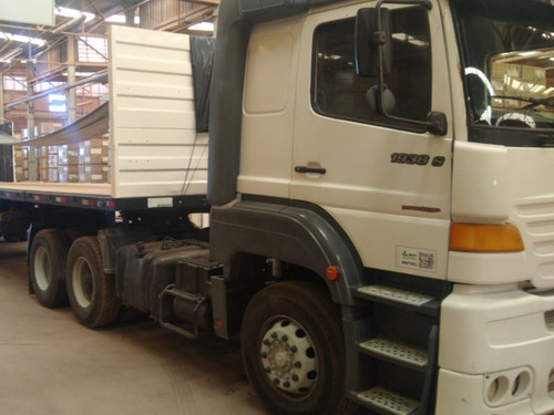 Conjunto Mercedes Benz 1938s 6x2 2004 E Carreta Ls Randon