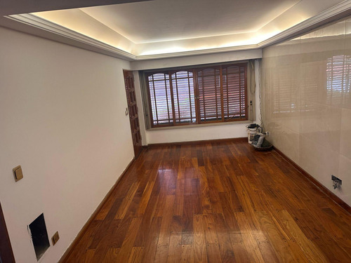Chalet 5 Ambientes Barrio Naón