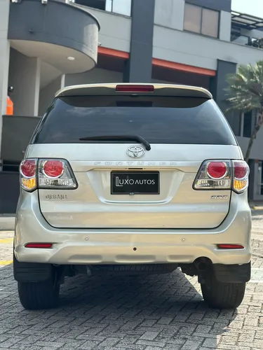 Toyota Fortuner 2.7l 4x2