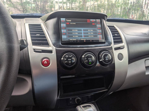 Imagem 9 de 12 de Mitsubishi Pajero Dakar 3.2 Hpe 4x4 7 Lugares 16v Turbo