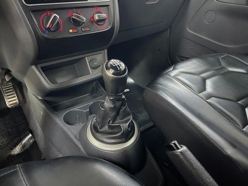 Volkswagen Saveiro 1.6 Cross Gp Cd 101cv Pack High
