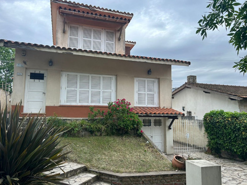 Casa A Una Cuadra Del Mar! - Monte Hermoso -