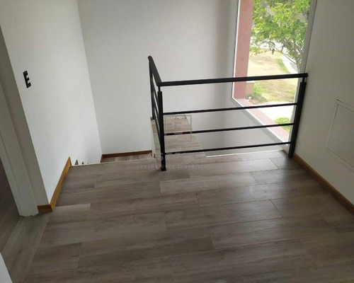 Casa En Venta Frente A La Plaza De Juegos, 3 Dormitorios. Barrio Cerrado San Matias, Escobar