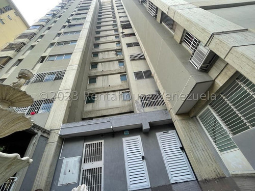 Hermoso Pent-house A La Venta En Montalban Iii #25-13788 Josmary Sanjuan