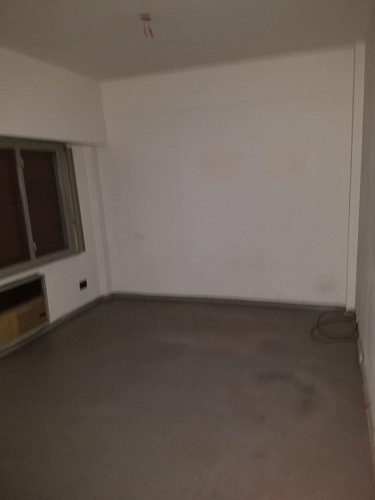 Imagen 5 de 7 de Echeverria 2400 Oficina Deposito Consultorio Venta