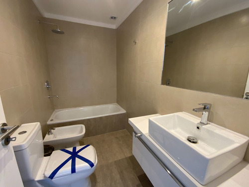 Imagen 12 de 22 de Departamento En Duplex 2 Ambientes A Estrenar!