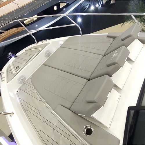 Triton Flyer 34 T-top || Zero ||