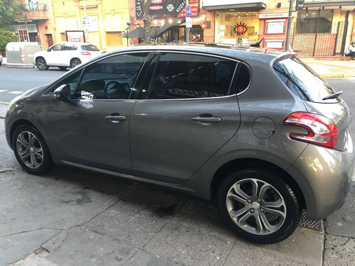 Peugeot 208 1.6 Feline 2014