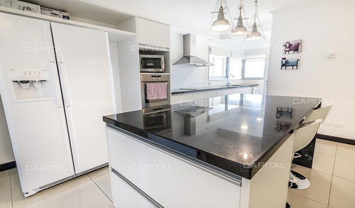Imagen 7 de 28 de Apartamento Central Con Isla En Torre Premiun De Punta Del Este - Torre Lobos, Playa Brava - Punta Del Este Brava