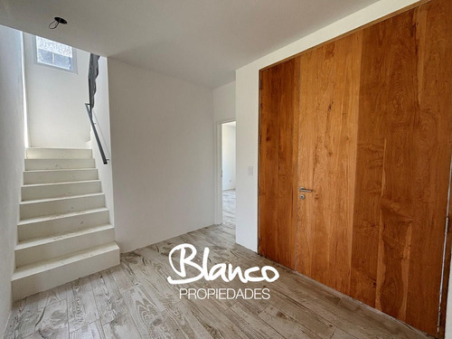 Casa En Venta En Puertos Del Lago, Barrio Araucarias, Escobar, G.b.a. Zona Norte