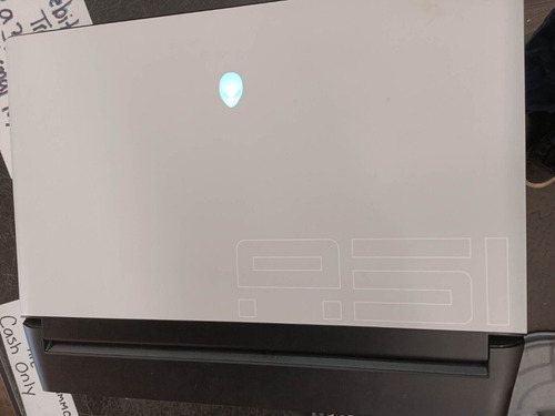 Imagen 2 de 4 de Alienware Gaming Laptop I7 A-51
