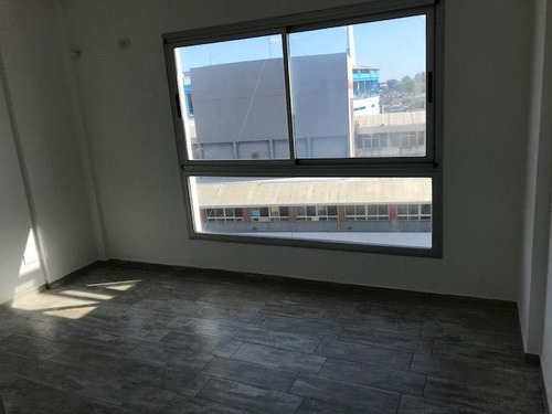 Departamento En Venta En Avellaneda Centro