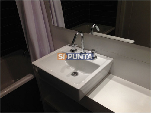 Imagen 23 de 30 de Apartamento En Brava, 2 Dormitorios Alquiler