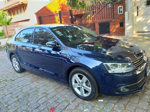 Volkswagen Vento 2.5 Luxury Tiptronic 170cv 2011