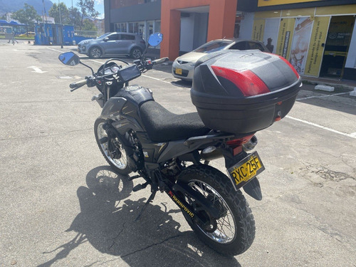 Imagen 6 de 19 de Akt Akt125ttr 2022