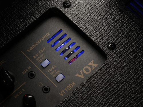 Amplificador VOX VTX Series VT40X Valvular para guitarra de 40W color negro