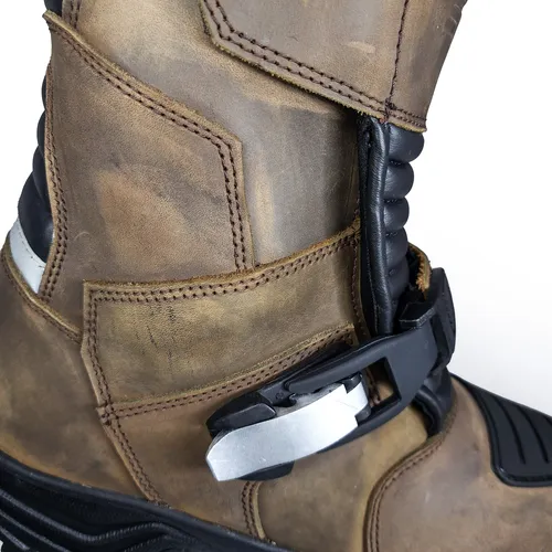 4 modelos de botas de moto para el invierno