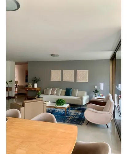 Apartamento Para La Venta En Medellín Poblado