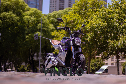 Imagen 12 de 16 de Moto Eléctrica Sunra Super Miku / No Soco Kymco Lucky / A