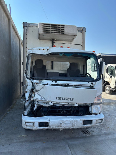 Isuzu Elf 600 2020 Para Reparar Golpe