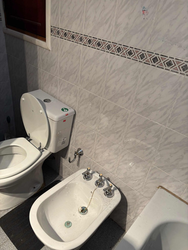 Lacugna Inmobiliaria Vende Casa Excelente Estado Y Ubicación