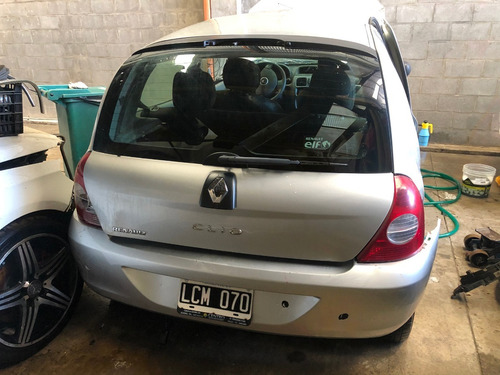 Chocado Renault Clio 1.2 2012 Listo Para Transferir
