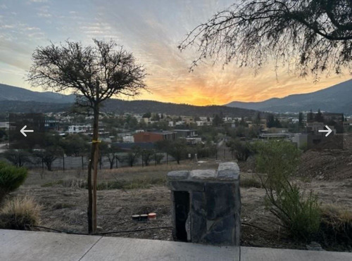 Exclusivo Terreno En Los Bravos/condominio Fundo La Dehesa