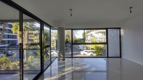 Imagen 3 de 18 de Venta De Departamento En Villa De Mayo