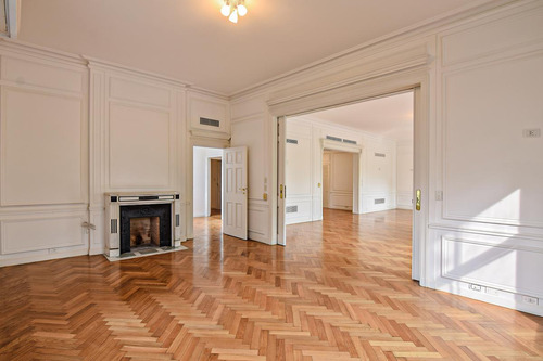 Edificio De 4 Pisos - Venta En Block - Ideal Embajada - Máxima Categoría En Belgrano R