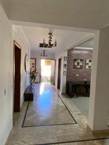 Casa À Venda Na Rua Das Nogueiras, Jardim, Santo André - Sp - Liv-8626