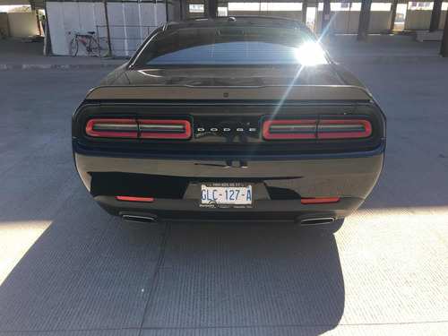 Dodge Challenger 3.6 Black Line X At