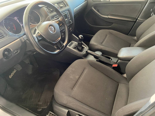 Imagen 7 de 11 de Volkswagen Vento 2.0 Advance.l/15. Año 2015.unica Mano