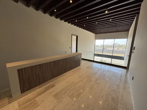 Hermosa Casa Nueva! A Estrenar!