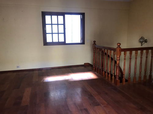Imagen 22 de 25 de Casa En Lote Propio, Pb + 2 Pisos - Chalet Cochera